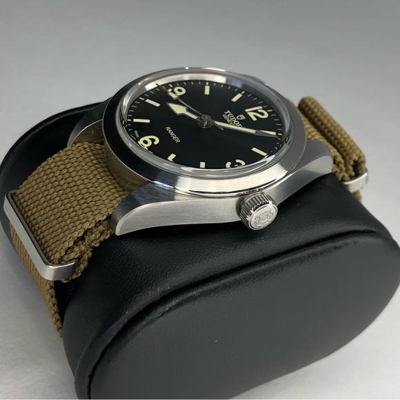 Tudor Ranger Field Watch - Picture 3 of 9